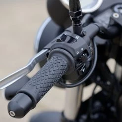 Oxford Heated Advanced Hot Grips - Retro -Pro Moto Shop heated advanced hot grips retro lifestyle3