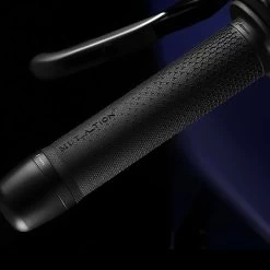 Rizoma GR150B Mutation P1 Grips 13 Rizoma GR150B Mutation P1 Grips -Pro Moto Shop rizoma gr150b mutation p1 grips detail3